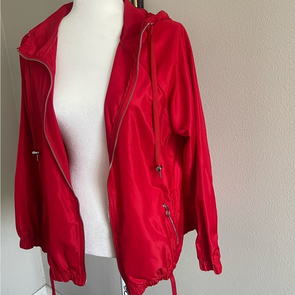 Red Women's Windbreaker Jacket Size M - Picture 2 of 6